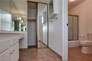 Photo #6: 2044024 Listing 