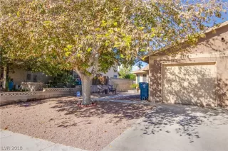 Photo #1: 2044031 Listing