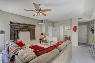 Photo #6: 2044056 Listing