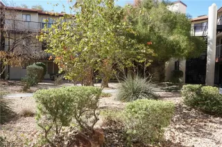 Photo #1: 2044188 Listing 