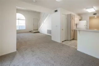 Photo #4: 2044228 Listing 