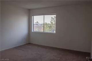 Photo #5: 2044925 Listing 