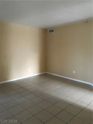 Photo #4: 2045006 Listing 