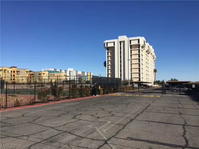 MLS: 2045273 Condo For Sale