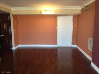 Photo #3: 2045273 Listing