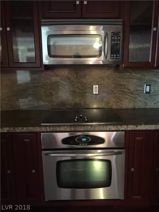 Photo #5: 2045273 Listing