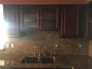 Photo #6: 2045273 Listing