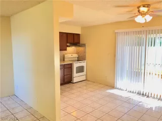 Photo #4: 2045390 Listing