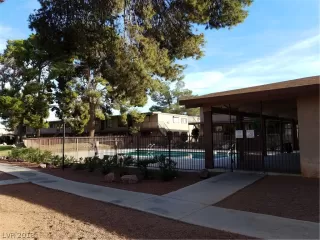 Photo #2: 2045401 Listing