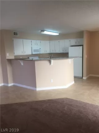 Photo #4: 2045717 Listing 