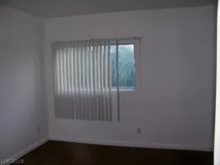 Photo #6: 2045745 Listing 