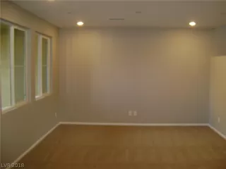 Photo #4: 2045825 Listing 