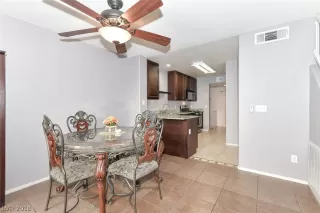 Photo #5: 2046021 Listing