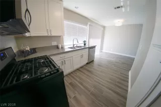 Photo #6: 2046115 Listing