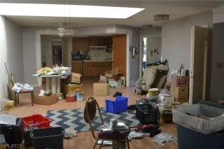 Photo #3: 2046256 Listing