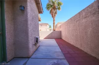 Photo #5: 2046505 Listing
