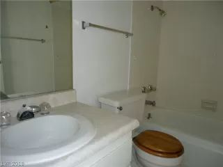 Photo #6: 2046649 Listing 