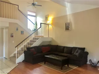 Photo #3: 2046661 Listing