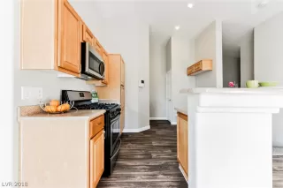 Photo #3: 2046888 Listing 