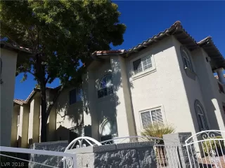 Photo #3: 2047043 Listing 