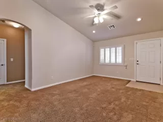 Photo #5: 2047054 Listing