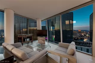 Photo #1: 2047099 Listing 