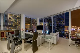 Photo #4: 2047099 Listing 