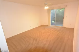 Photo #4: 2047418 Listing 