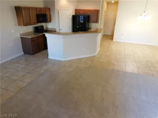 Photo #4: 2047459 Listing 