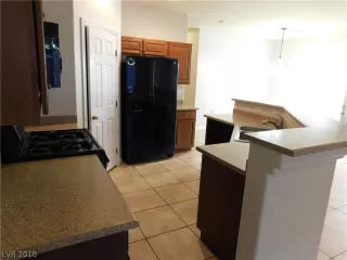 Photo #6: 2047459 Listing 