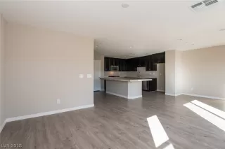 Photo #2: 2047474 Listing 