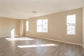 Photo #6: 2047474 Listing 