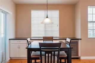 Photo #5: 2047478 Listing