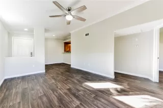 Photo #1: 2047541 Listing 