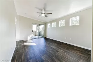 Photo #6: 2047541 Listing 