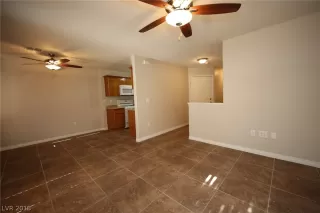 Photo #3: 2047566 Listing