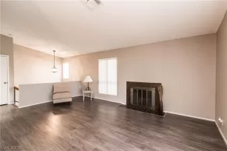 Photo #4: 2047840 Listing 