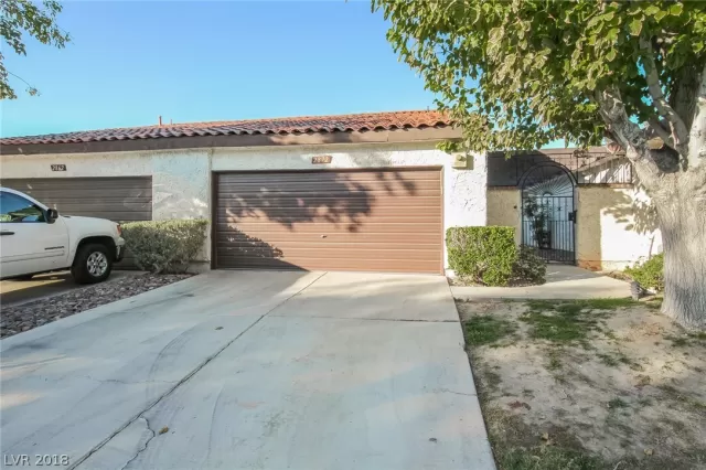 MLS: 2048088 Condo For Sale