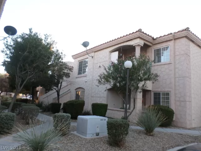 MLS: 2048207 Condo For Sale