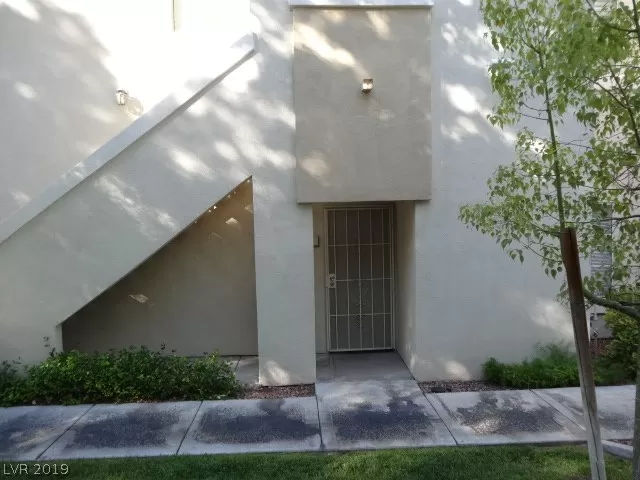 MLS: 2048210 Condo For Sale