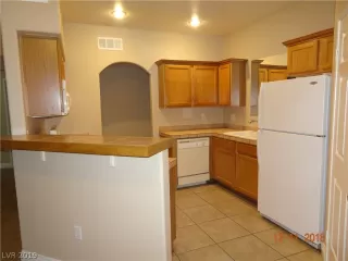 Photo #2: 2048210 Listing 