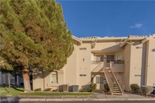 Photo #1: 2048219 Listing 