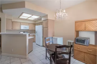 Photo #6: 2048219 Listing 