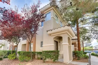 Photo #1: 2048491 Listing 