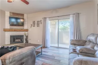 Photo #2: 2048501 Listing 