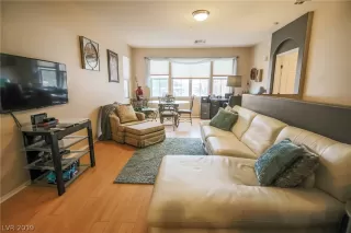 Photo #5: 2048550 Listing