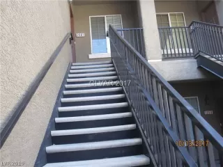 Photo #1: 2048586 Listing