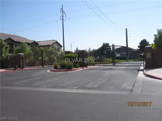 Photo #2: 2048586 Listing