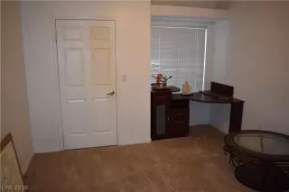 Photo #4: 2048817 Listing