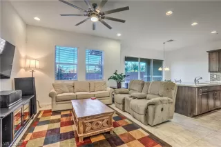 Photo #3: 2048841 Listing 